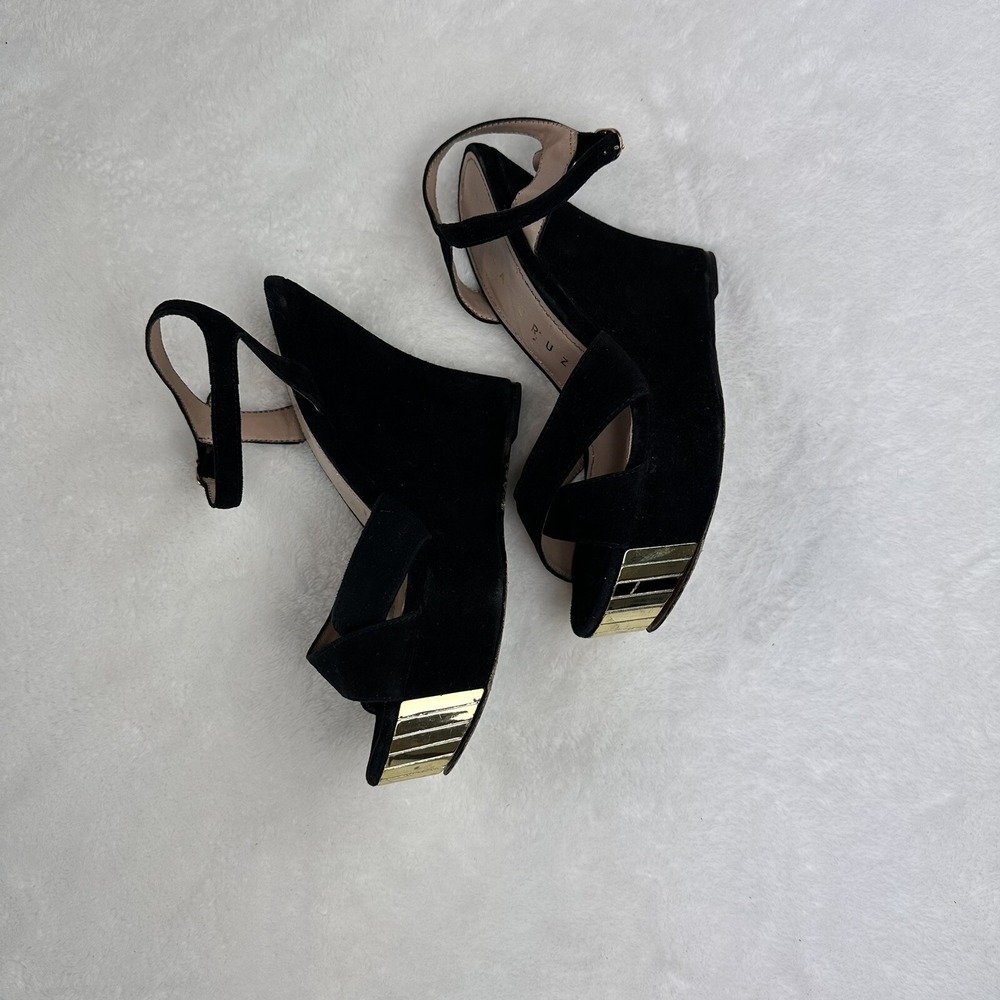 Lola Cruz Womens Shoes Platform Wedge Heels Black Suede Gold 5.5 Ankle Strap